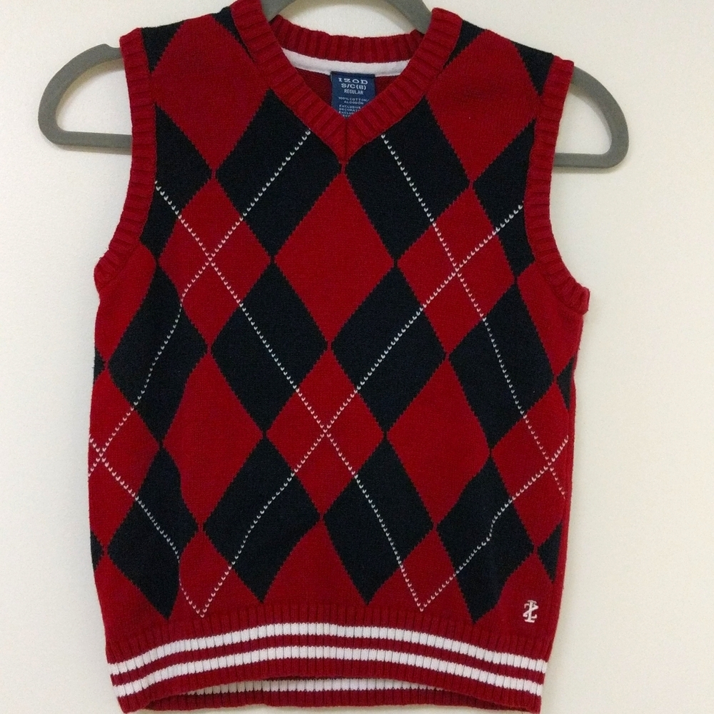 Just in time for the holidays! Boys IZOD sweater vest size S (8)